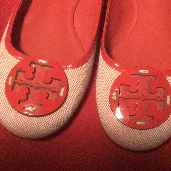 Tory Burch Rare red and white flats sz 6 - Picture 3 of 4